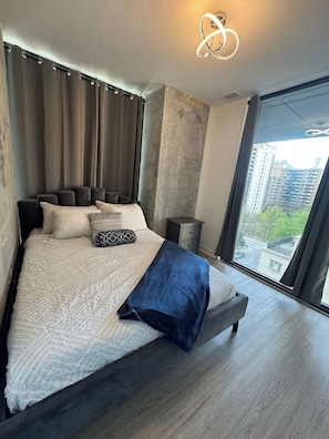 1 chambre, bureau, fer et planche à repasser, Wi-Fi