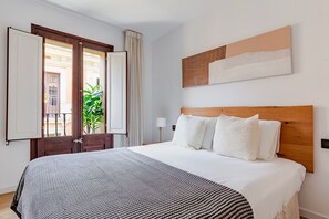 1 غرفة نوم ومكواة/لوح كي وواي فاي وملاءات أسرّة