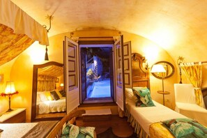 4 Schlafzimmer, Bügeleisen/Bügelbrett, Reisekinderbett