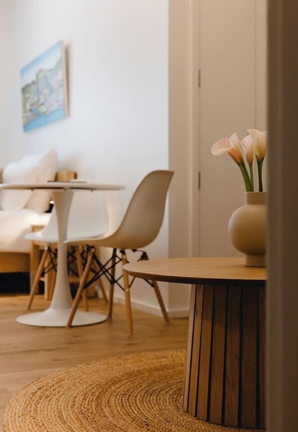 Interior - Stylish Studio Hideaway, Quiet Inner-City Location (Wellington)