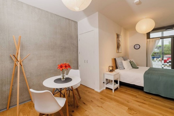 8b4ad70e-09c1-4e36-b061-7712cd60e6bc