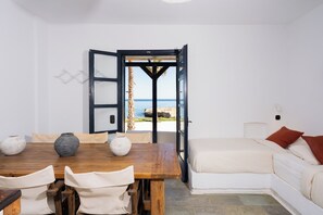Iron/ironing board, free WiFi - Dio Luxury Suites (Hersonissos)