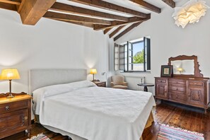 4 bedrooms, iron/ironing board, free WiFi, bed sheets - La Casina del rincón (Jareras)
