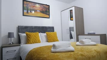 House | 3 bedrooms, free WiFi, bed sheets
