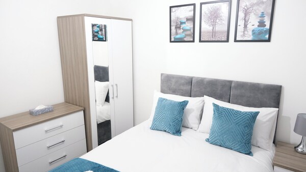 Modern House - 3 Bedrooms - 1 Bath - Mancity - Mánchester