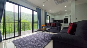 Villa, 3 habitaciones, alberca privada, vista a la montaña | Sala de estar