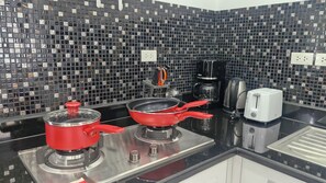 Villa, 3 Bedrooms, Private Pool, Mountain View | Interior