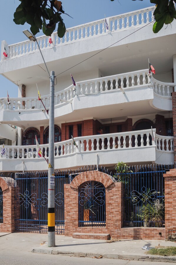 Façade de lâhĂ©bergement