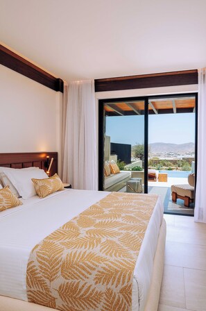 Deluxe Suite with Private Pool | 1 bedroom, in-room safe, laptop workspace, soundproofing - Noir Mykonos (Mykonos)