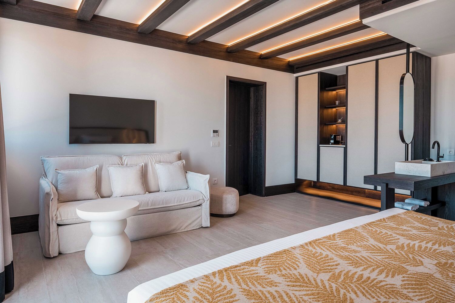 One-Bedroom Villa with Big Heated Private Pool