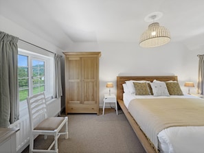 3 Schlafzimmer, Bügeleisen/Bügelbrett, Internetzugang, Bettwäsche