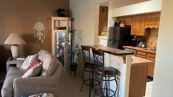 Smart TV, DVD player, books