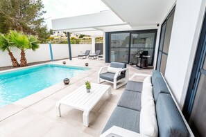 A heated pool - Luxury Villa Felicita Moraira (Moraira)