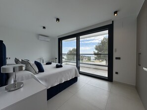 Room - Luxury Villa Felicita Moraira (Moraira)