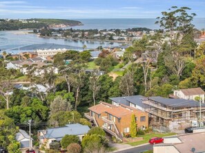 Aerial view - Retreat on Reid Street (Merimbula)