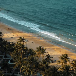 Private beach, white sand, 2 beach bars