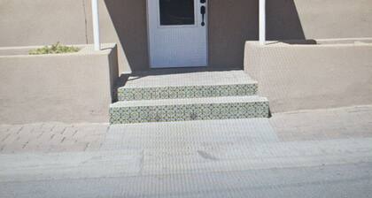 Charming 3-bedroom house with WiFi and AC in amazing Mesilla NM