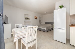 1 Schlafzimmer, Bügeleisen/Bügelbrett, kostenloses WLAN, Bettwäsche