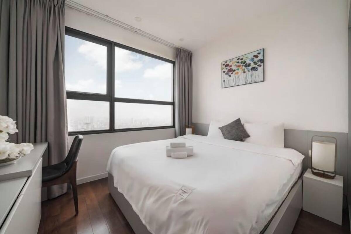 Blackout curtains, soundproofing, iron/ironing board, free WiFi