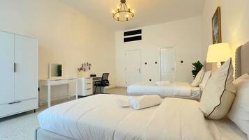 5 bedrooms, desk, iron/ironing board, travel cot