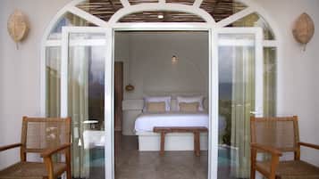 Deluxe Villa, Lake View | Terrace/patio