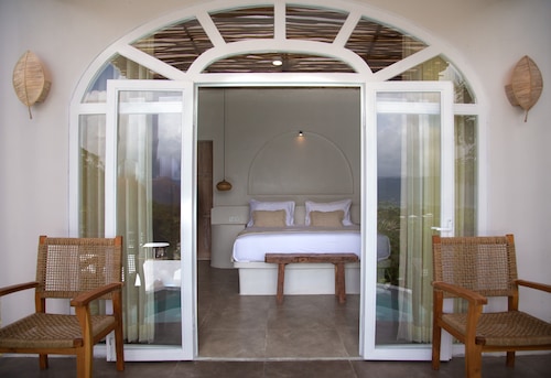 Cinze Villas and Hot Spring