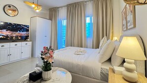 1 bedroom, iron/ironing board, travel crib, WiFi