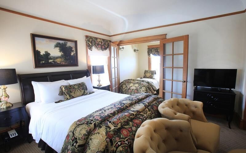 Classic Triple Room, Multiple Beds (Upstairs) | Free WiFi