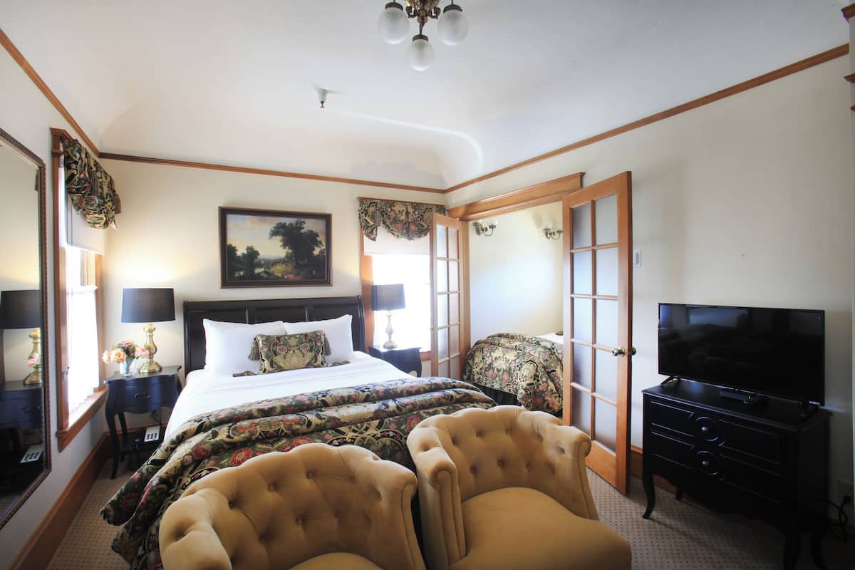 Classic Triple Room, Multiple Beds (Upstairs) | 1 bedroom, free WiFi