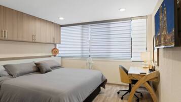 2 Schlafzimmer, Schreibtisch, Bügeleisen/Bügelbrett, kostenloses WLAN
