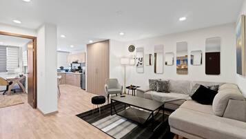 Smart TV, offices