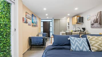 1 bedroom, iron/ironing board, free WiFi, bed sheets