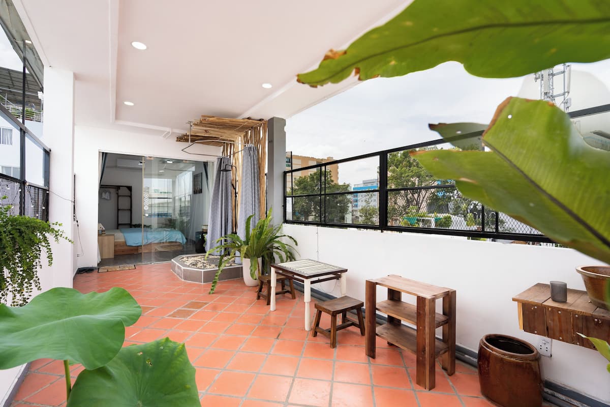 Deluxe Apartment, City View | Soundproofing, iron/ironing board, free WiFi