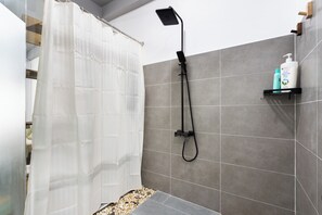 Superior Apartment, Balcony, City View | Bathroom | Shower, slippers - Maple Homestay (Ho Chi Minh City)