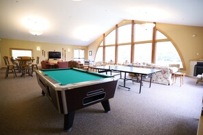 Game room - Rivergreen 301, Lincoln (RG301L) (Lincoln)