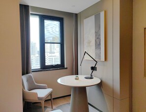 Superior-Einzelzimmer | Hochwertige Bettwaren, Minibar, laptopgeeigneter Arbeitsplatz