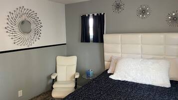 3 bedrooms, iron/ironing board, free WiFi, bed sheets