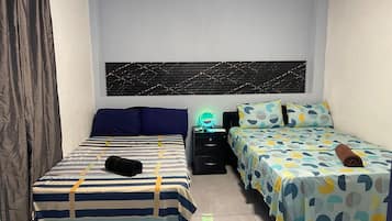 1 chambre, fer et planche Ă repasser, Wi-Fi gratuit, draps fournis