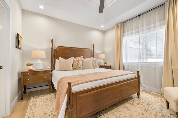 King suite with blackout curtains, Roku TV, and cozy extras.