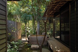 Terrace/patio - Deluxe Hot Spring Villa with Garden / Atami Shizuoka (Atami)