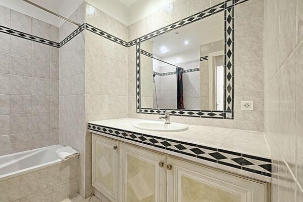 Room - Viva Riviera 11 Rue Commandant Andre (Cannes)