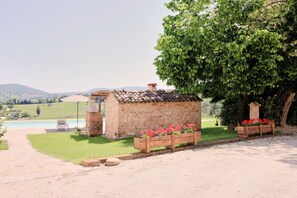 Property grounds - CASOLARE SANTILO' - CASOLARE SANTILO' - Esclusiva Movivillas (Poggio San Vicino)