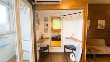 1 sovrum, skrivbord, strykjärn/strykbräda och gratis wi-fi