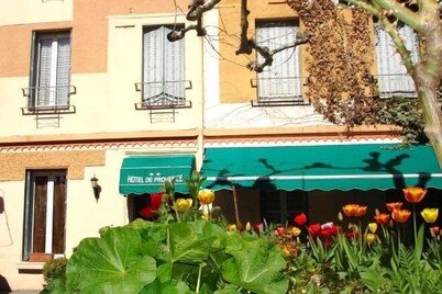 Hotel Provence by Adonis