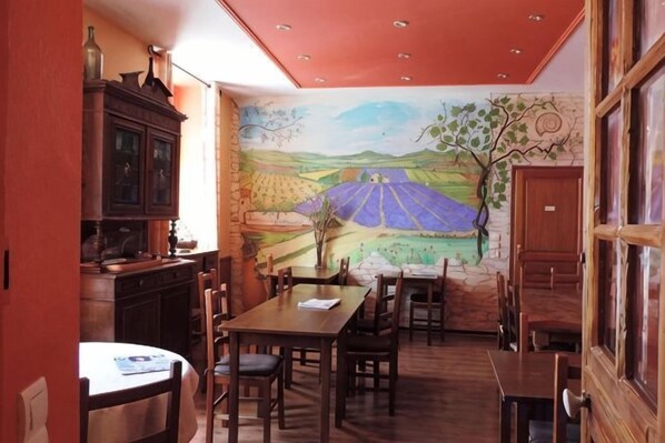 Unclassified image, 1 of 3, button - Hotel Provence by Adonis (Digne-les-Bains)