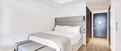 Fer et planche à repasser, Wi-Fi gratuit, draps fournis