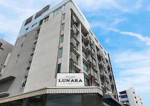 Thành phố nhìn từ nơi lưu trú
