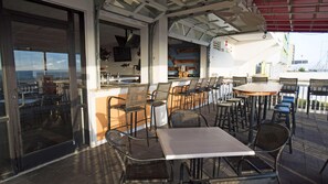 Outdoor dining - Ocean Sands 1 BR 1BA Oceanfront with Balcony. Free Extras: All FEES INCLUDED (Virginia Beach)
