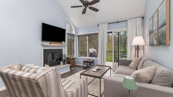 TV connectée, cheminée