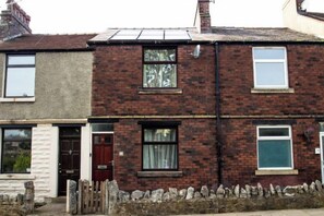 Unclassified image, 4 of 6, button - Peaceful House in the Centre of City (Lancaster)